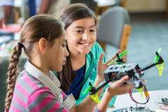 Unleash Future Innovators with a Cutting-Edge Drone Curriculum!