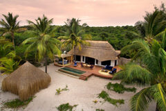 Celebrate Love Amidst The Wild Beauty With Honeymoon Packages Africa