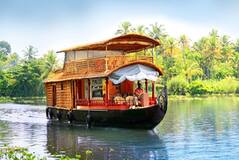 Experience the Best of Kerala with Swan Tours' Kerala Tour Packages